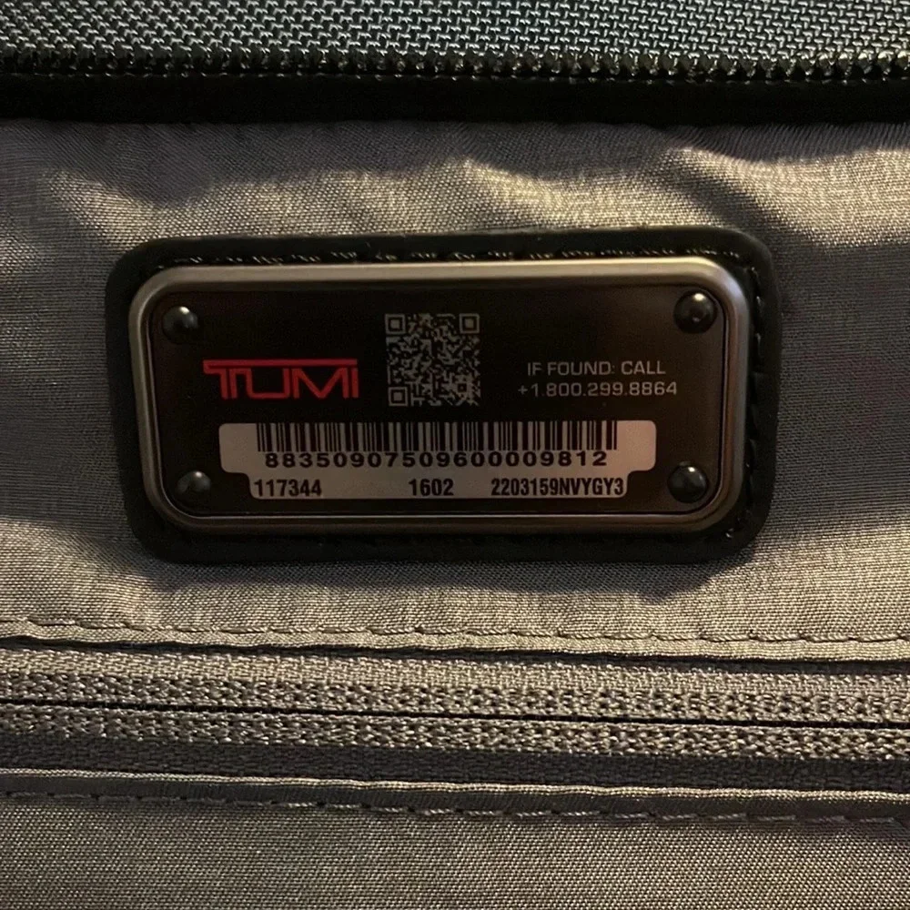 Tumi duffle bag